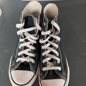 Girls Hightop Converse Shoes